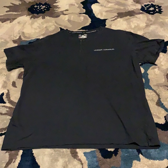 Men’s size large Under Armour tee - Picture 1 of 3
